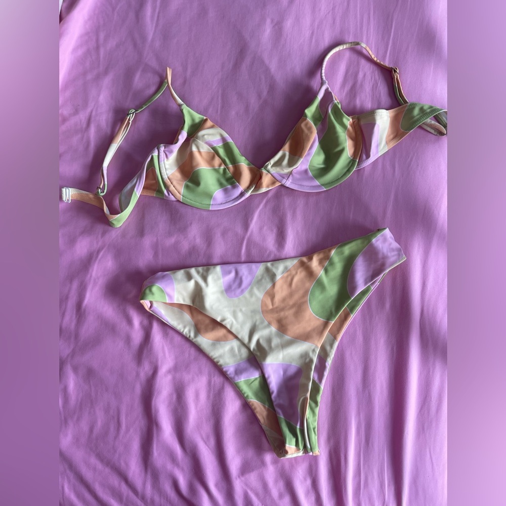 Aurelle Swimsuit👙🤗